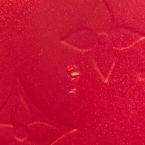 EUC Louis Vuitton Pomme DAmour Monogram Vernis Bellevue Bag PM - Picture 13 of 15